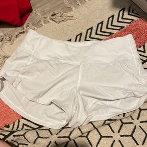 Size 2 white lulu shorts